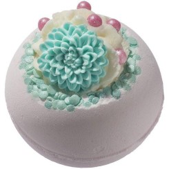 Bomb Cosmetics Koupelový balistik Hydrangea Hydration 160 g
